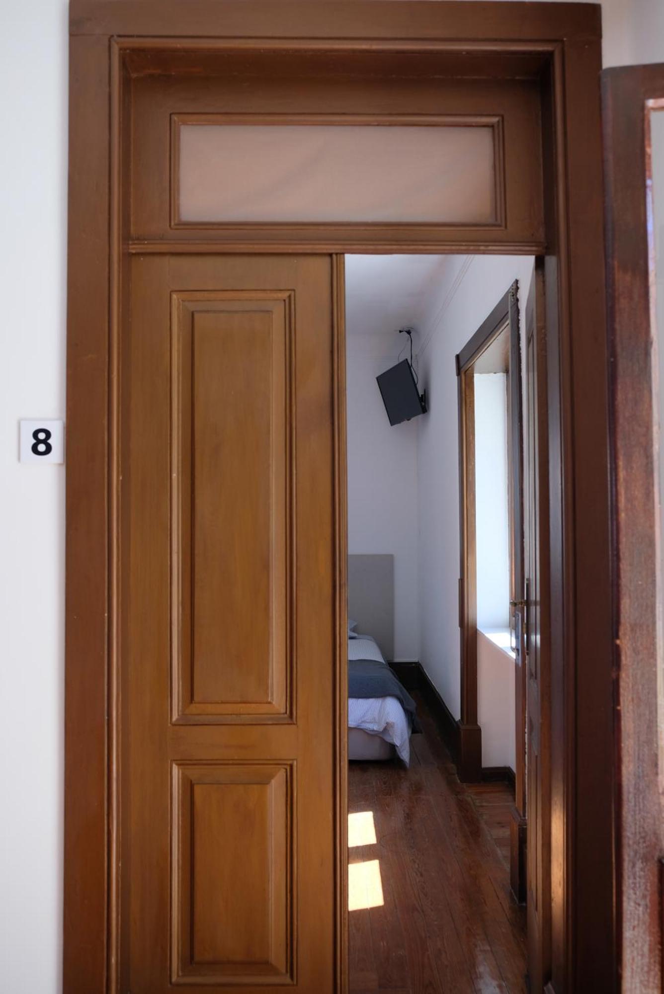 Hostal Yellow *