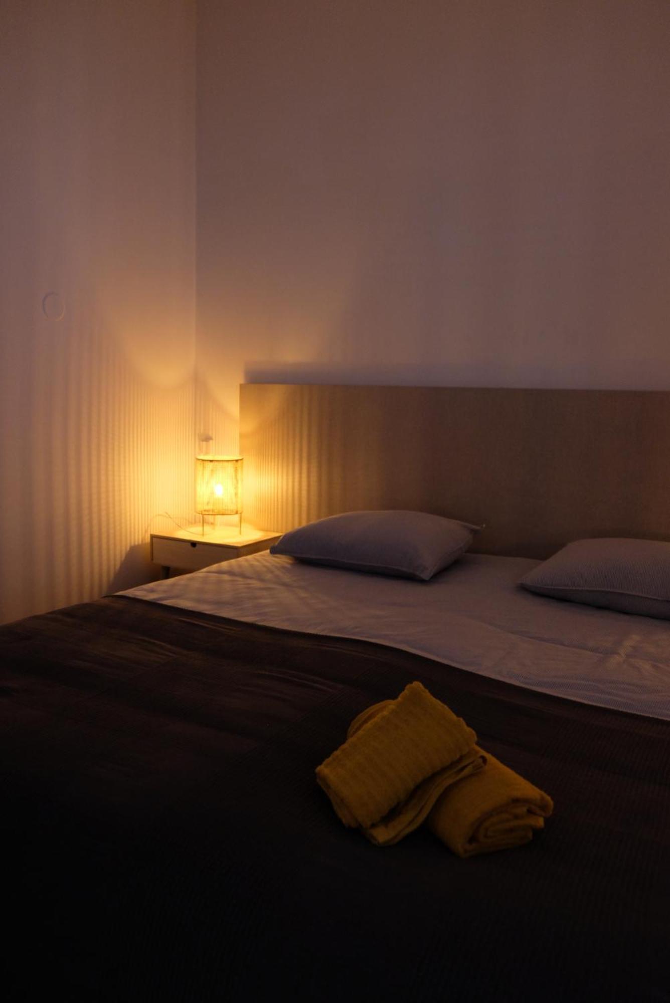 Yellow Aveiro